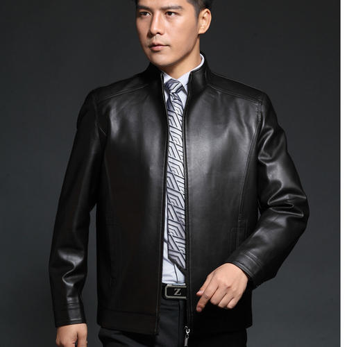 从中国第一家上市的男装品牌到负债30亿，七匹狼究竟经历了什么？
