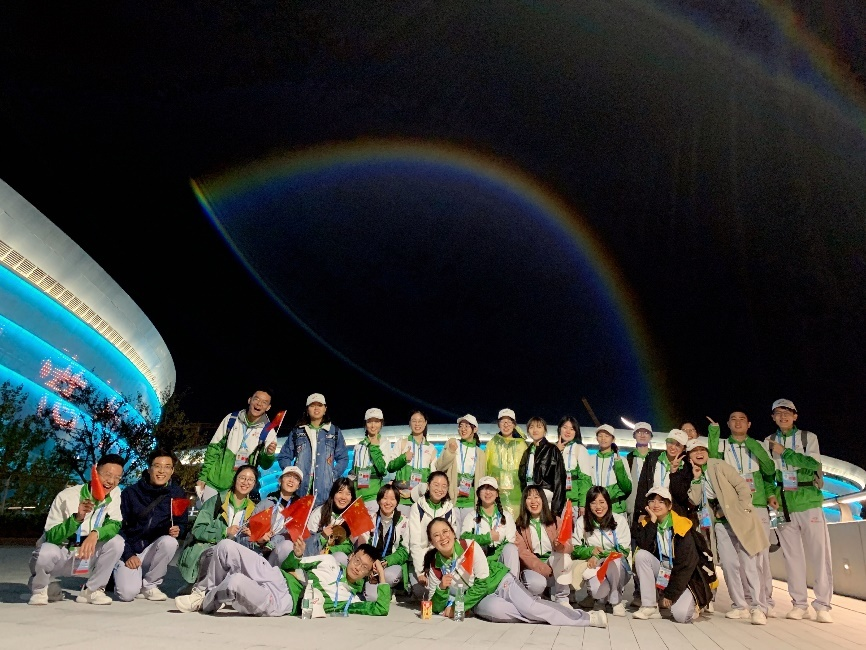 高颜值实力派！湖北美女学霸，辅修双学位，手握多个世界名校offer！