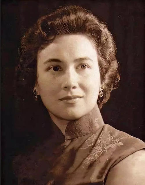 赌王发妻被谁害了黎婉华是谁害的一家