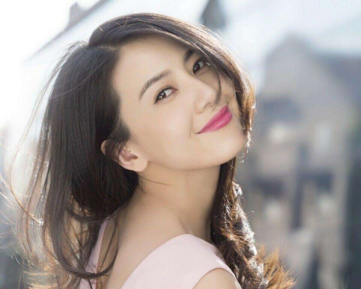 脸上有这3种卧蚕的女人-脸上有这3种卧蚕的女人面相 - 情书号
