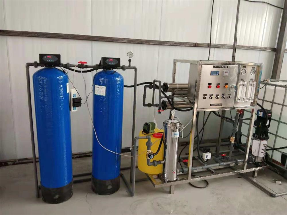 生产纯净水用什么设备-纯净水生产设备介绍