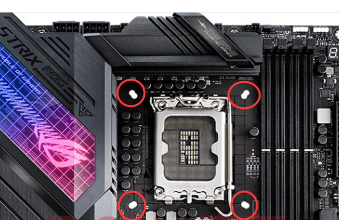 能倒逼AMD ZEN4的intel 12代来了！可LGA1700用的散热器是个大问题