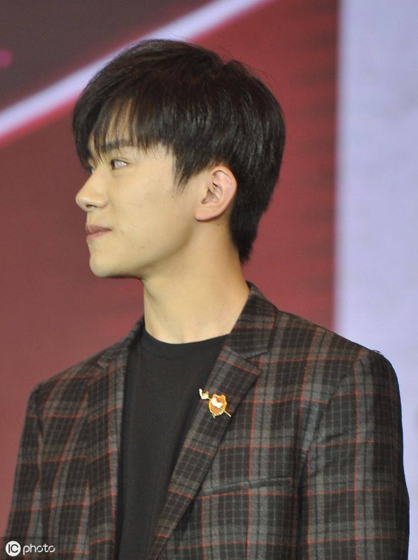 优质偶像千玺：愿这世上，有越来越多如你般优秀的少年