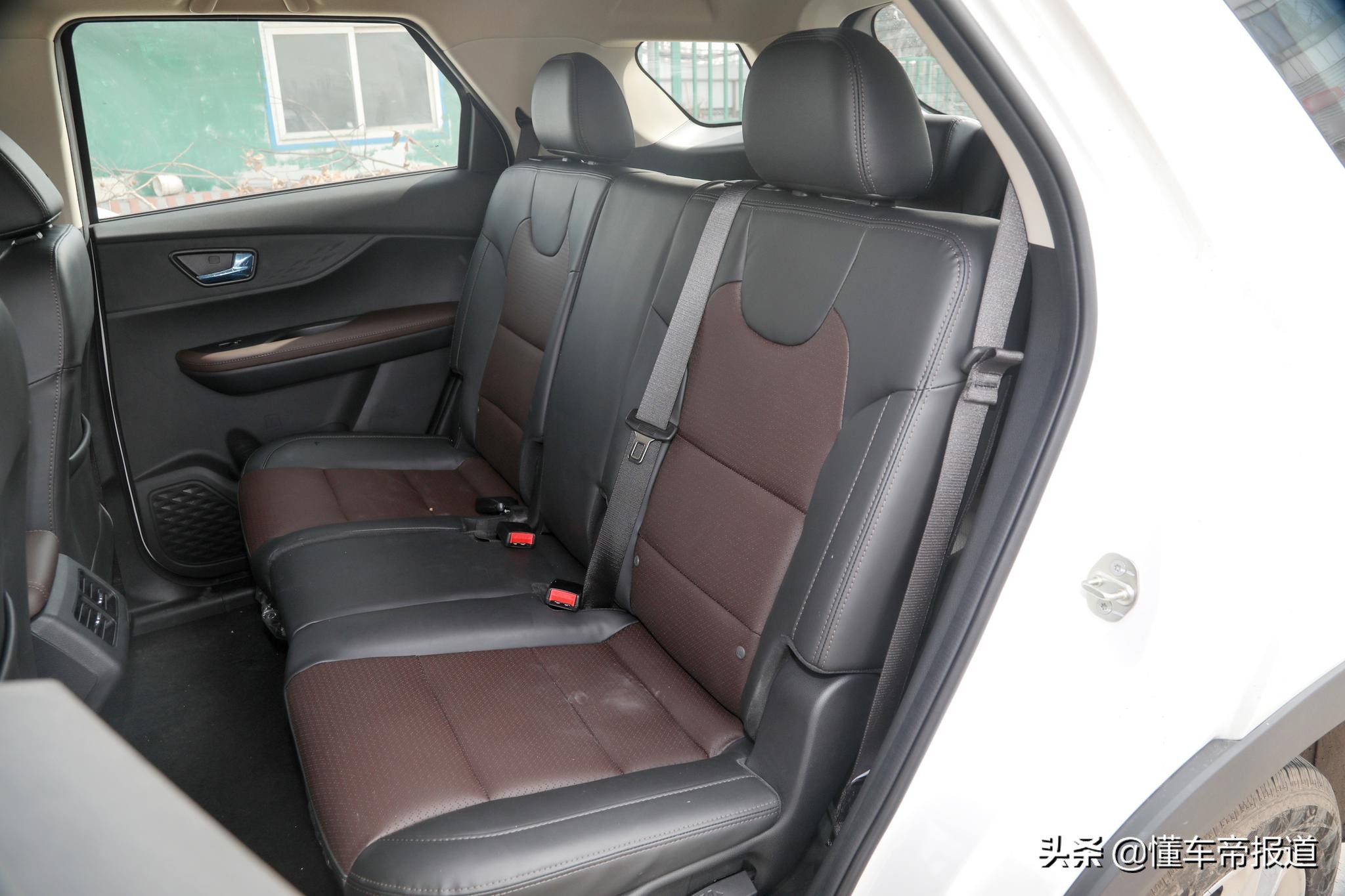 新车｜售6.79万-7.89万元 新款风光S560正式上市