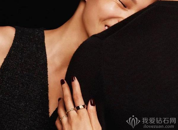 2022送女朋友生日礼物前十件排名榜（2022圣诞节送女友礼物排行）