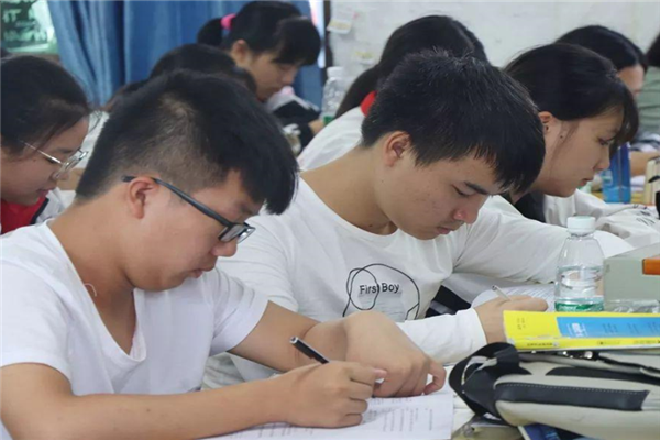 2021高考哪个分数段竞争更激烈？500分是什么水平？21届考生注意