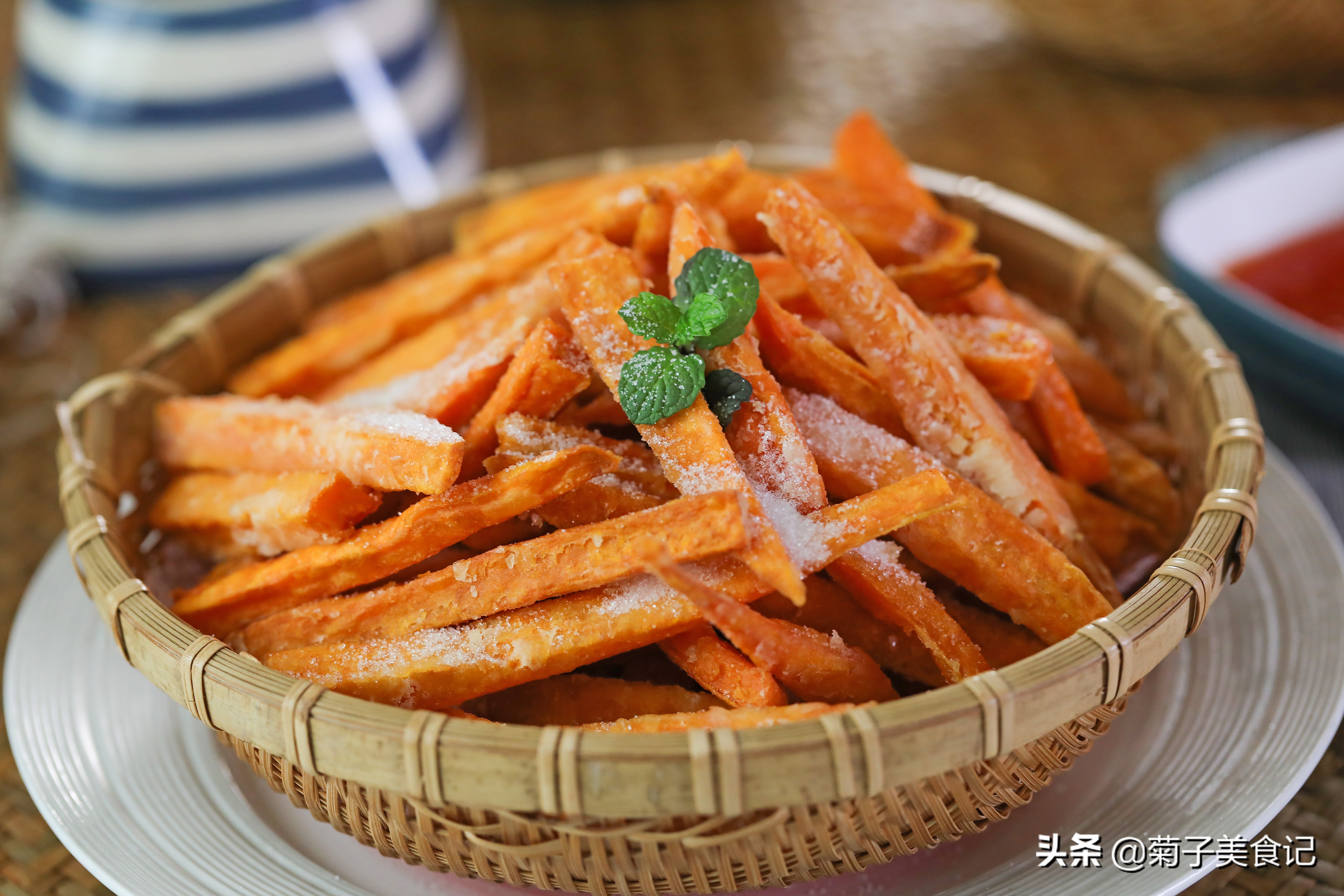 红薯条怎么炸才会酥脆(炸地瓜条的详细做法步骤)