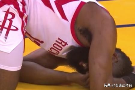 nba勇士有哪些武林高手(NBA勇士有两名武林高手：一个擅长飞毛腿，另一个精通九阴白骨掌)