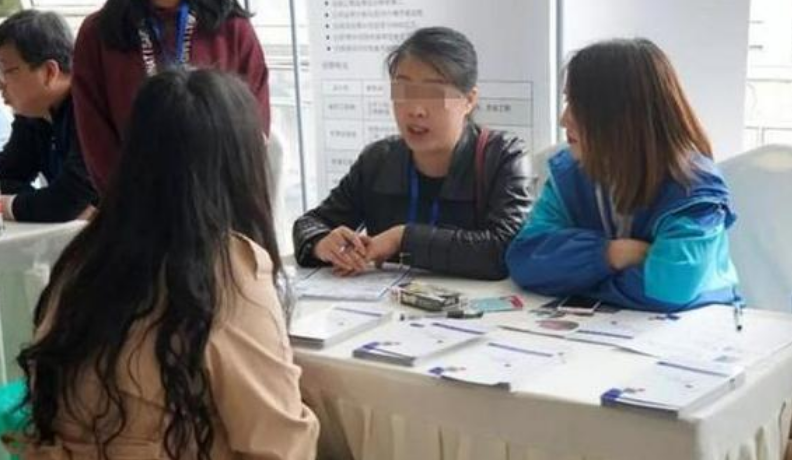 同是师范专业也分三六九等？“数英”是第一梯队，这4科难就业