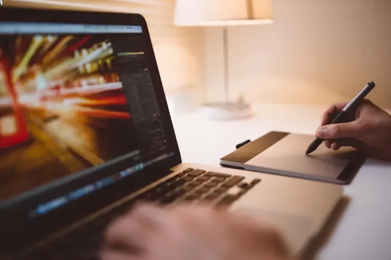 做短视频、自媒体必经的十一个阶段，熬过六个阶段就离成功不远了