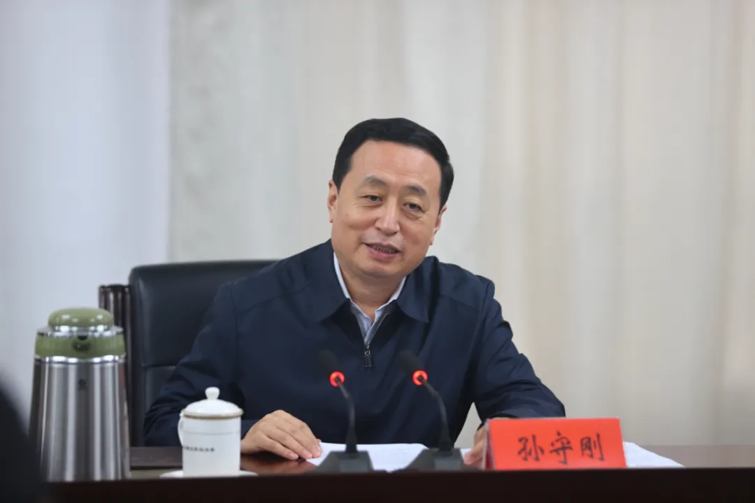 锚定目标不松劲 担当作为再提质 推动教育整顿查纠整改工作走深走实