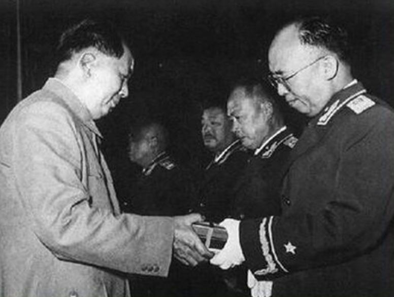 十大元帅高光时刻：巍巍丰碑，高山仰止