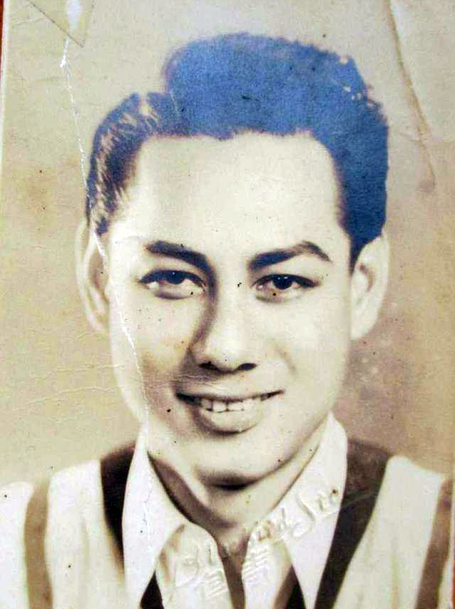 50年代，15位香港男星，昔日阳光美男如今现状迥异，有人39岁去世