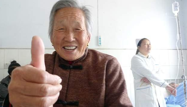 新農合又漲了，每人320元，2類人不用交，還有三個“好消息”