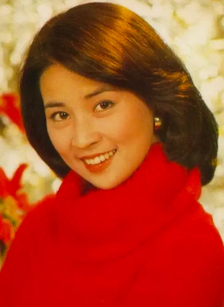 成龙老婆林凤娇图片(40年前) - 赤虎壹号