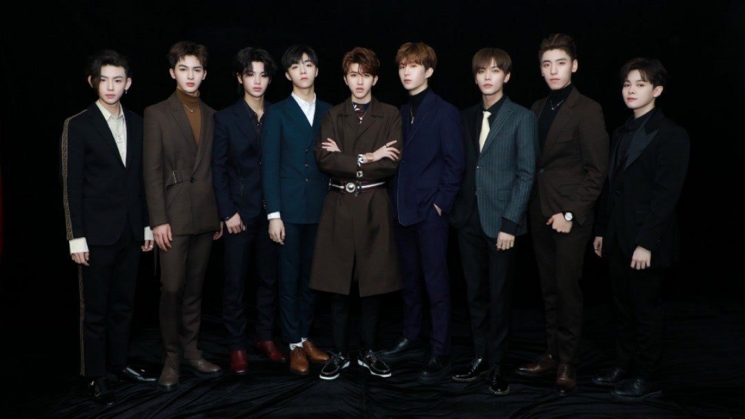 温文尔雅的性格,吃苦耐劳的精神,名正言顺地当上了nine percent的队长