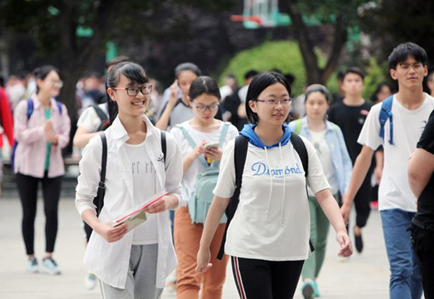 高考增加“身份限制”，明年的考生要自查，不符合条件将无缘高考