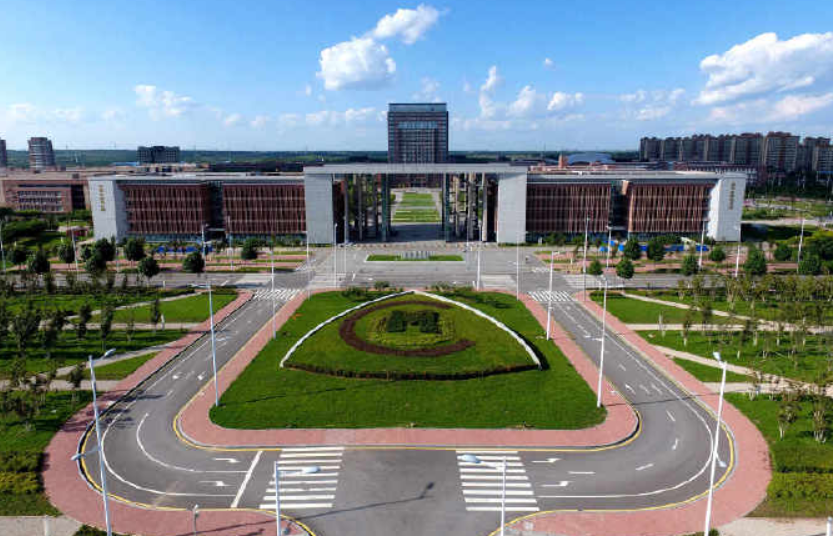 中国百强高校最新排名，中科大跻身前三出尽风头，浙大却跌落前五