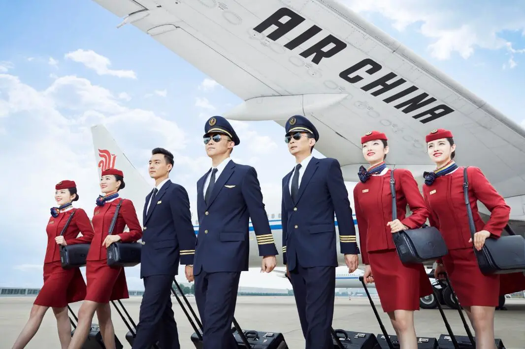 中国十大航空公司盘点,你喜欢的空姐在哪里?