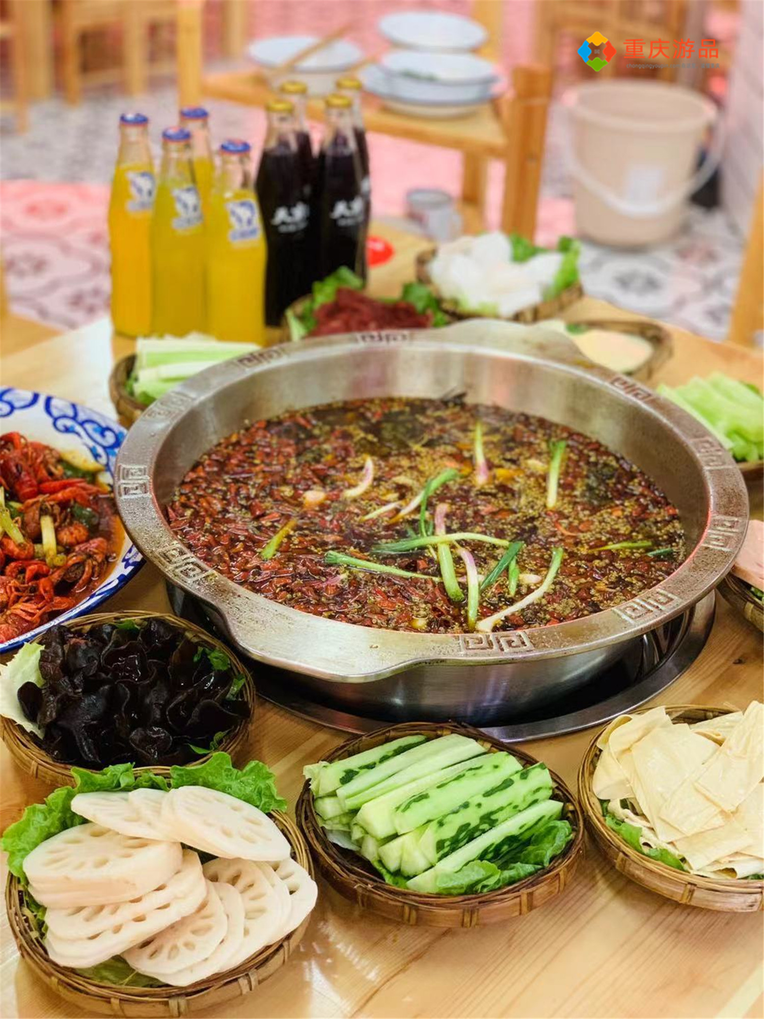 重庆火锅门店突破15万家，海底捞即将关闭300家，这个时代变了？