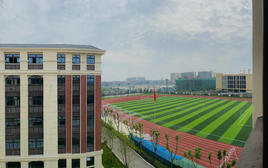 成都特级校长掌舵，华新七中更名为“博雅明德高中”，9月开校