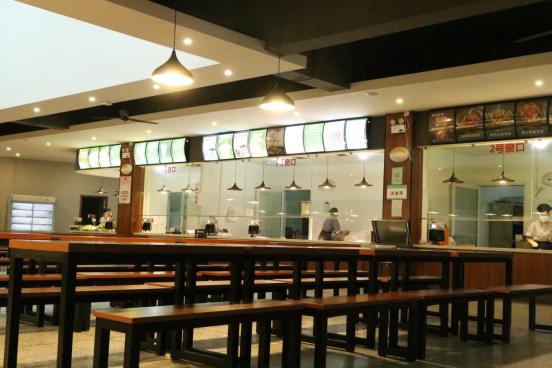 今年暑期，这3部电视剧超火，主角全部来自重庆这所高校！