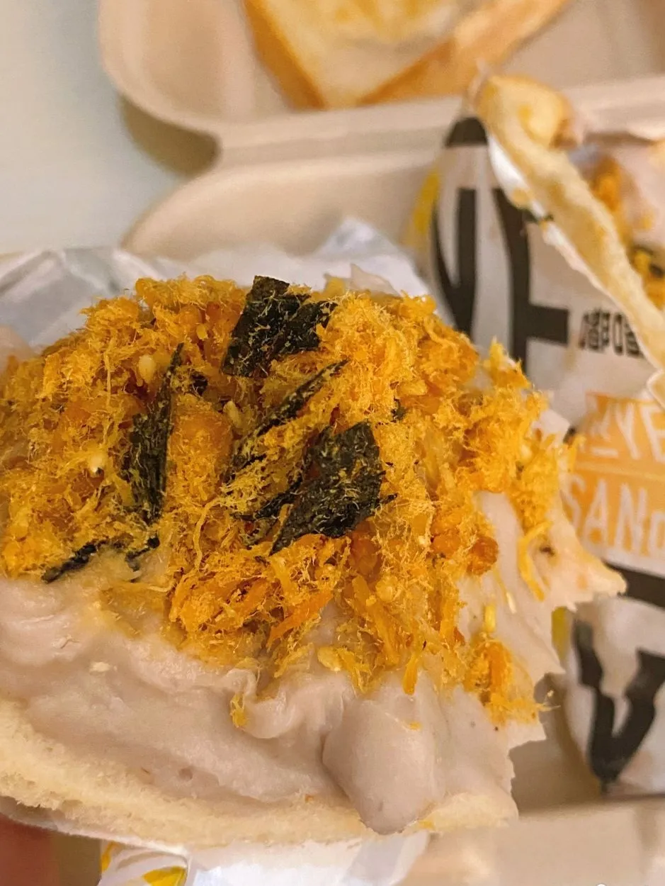 流心咸蛋黄、绵密厚芋泥，深圳这5家三明治料多到包不住