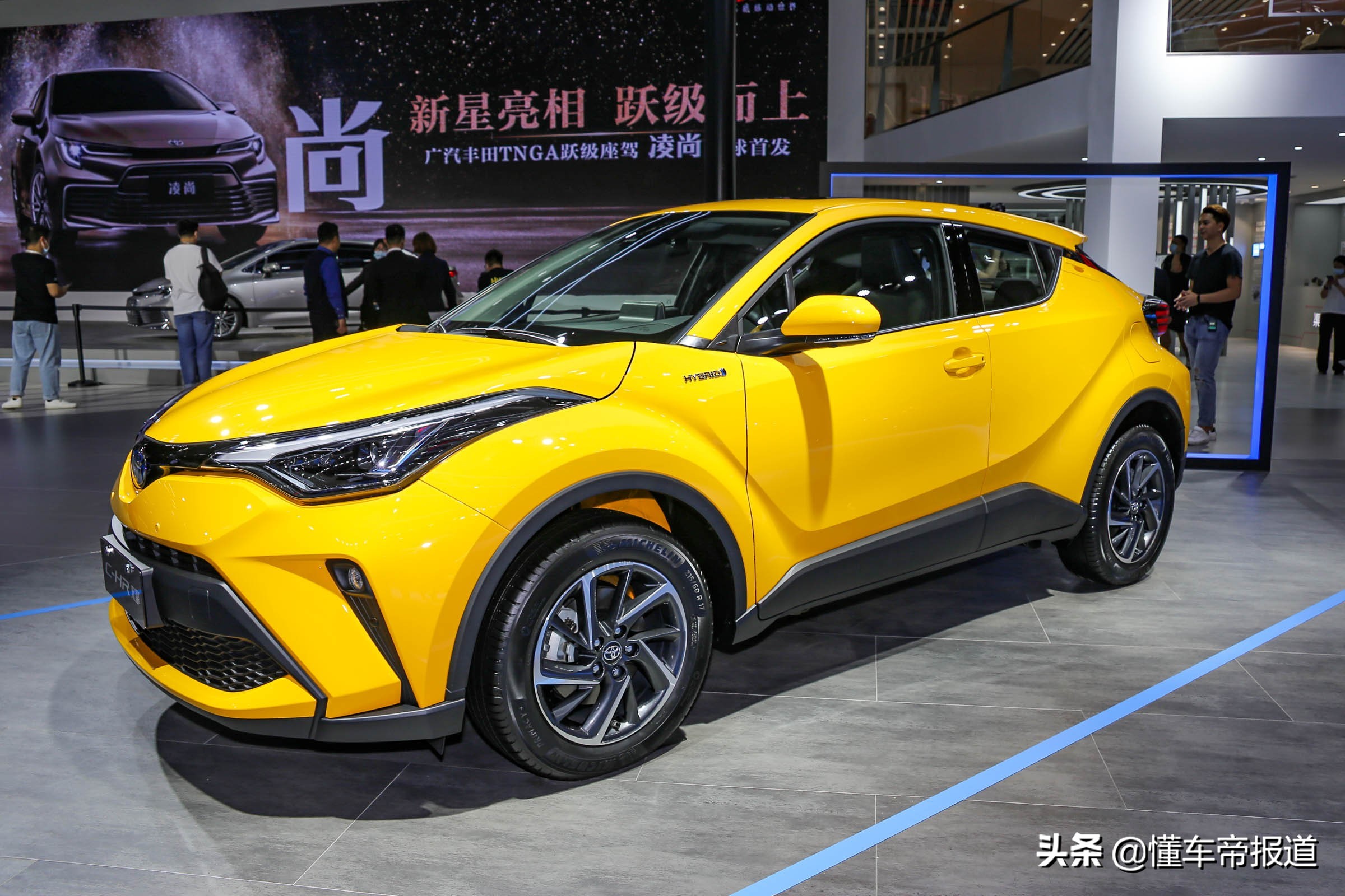 新车｜搭载雷克萨斯UX同款混合动力，对标缤智！新款丰田C-HR上市