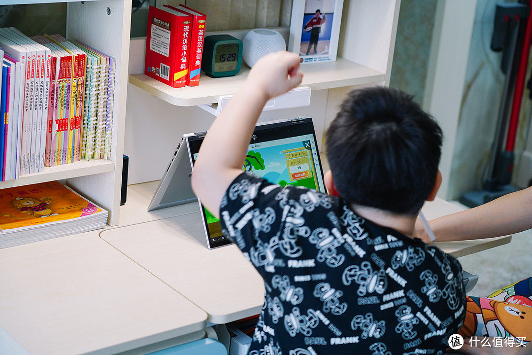 学生减负下的应对策略：聊聊惠普智能教育本