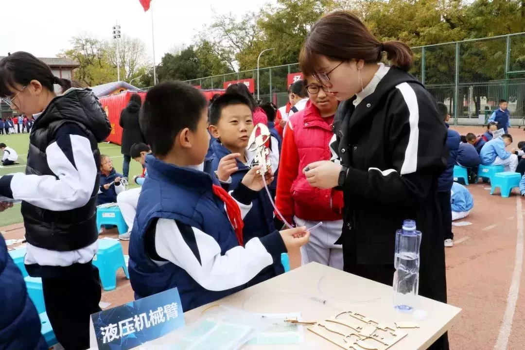 「科普」育才学校这场科技感十足的“聚会”，快来get~