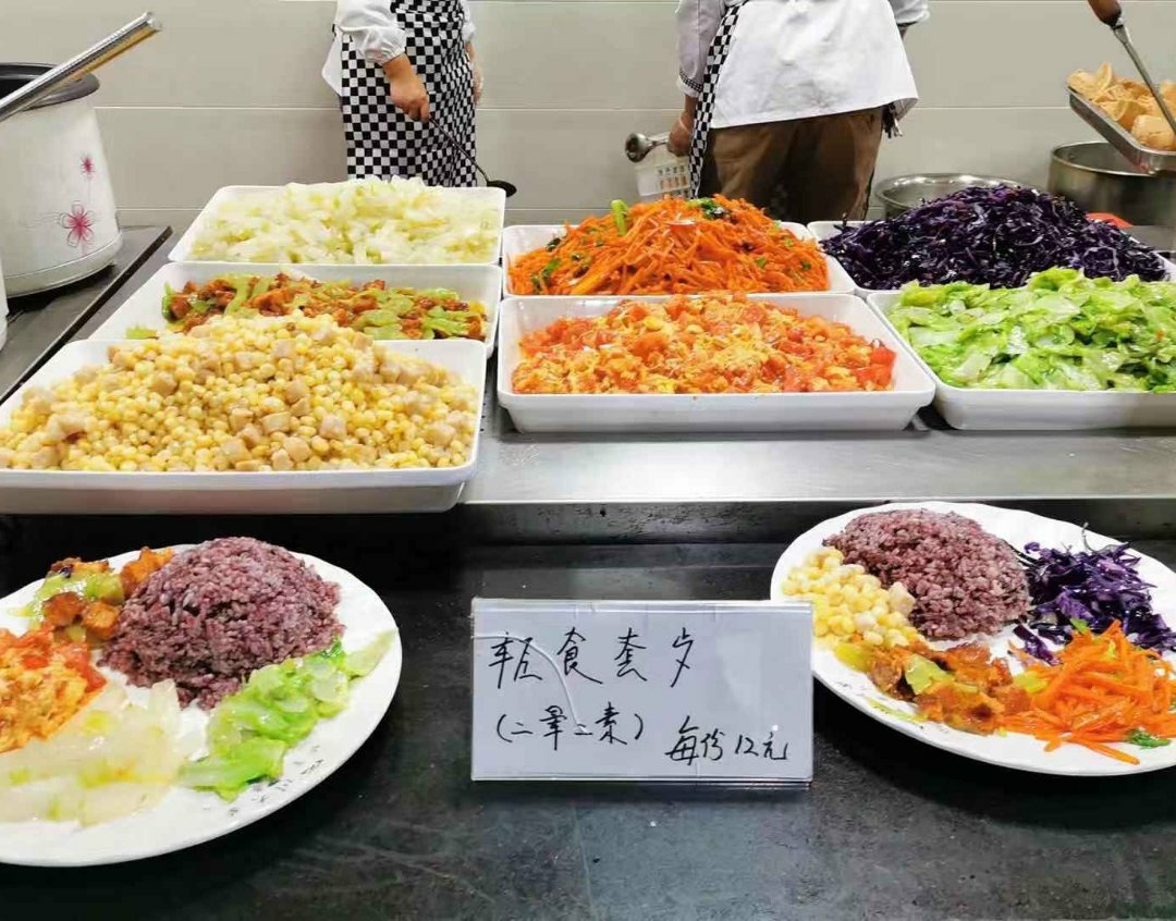 四川大学的伙食有多好？4年不点外卖，“别人家的食堂”名不虚传