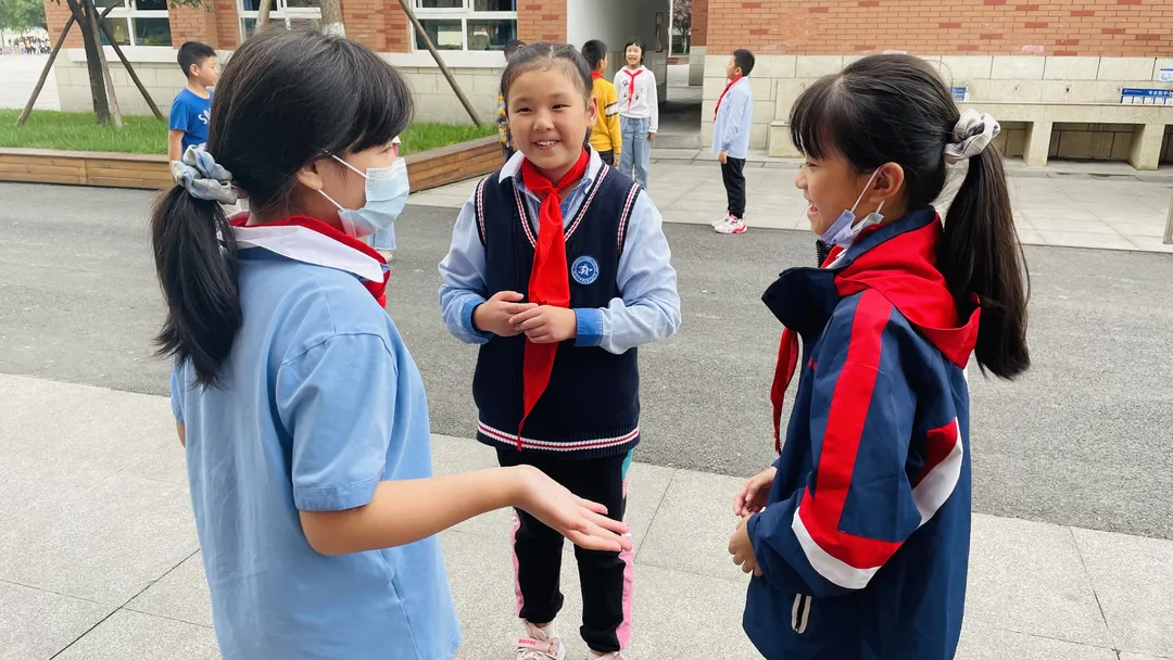 炫彩童年 汇生汇社——川大西航实小乡村学校少年宫社团开课纪实