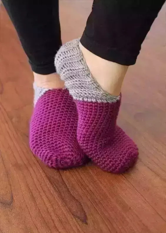 打毛线鞋子的花样图片(五花八门毛线鞋) - 赤虎壹号