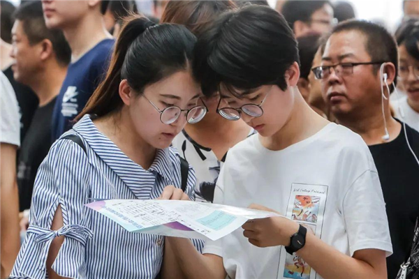 多地通知上大学“不用学费”，还有生活补助，2021年高考生别错过