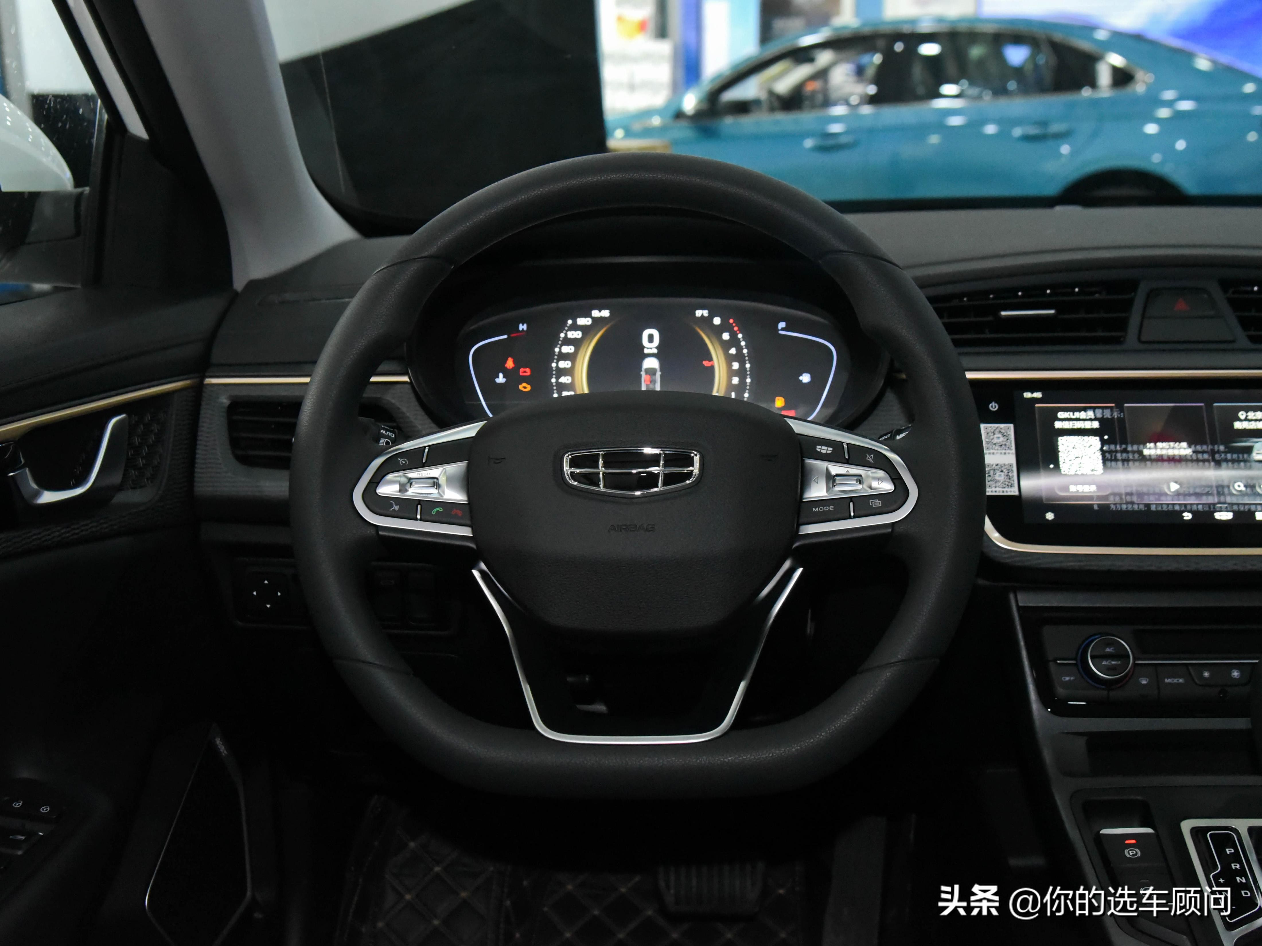 比轩逸长出94mm，起售价却便宜2.2万，实拍吉利帝豪GL