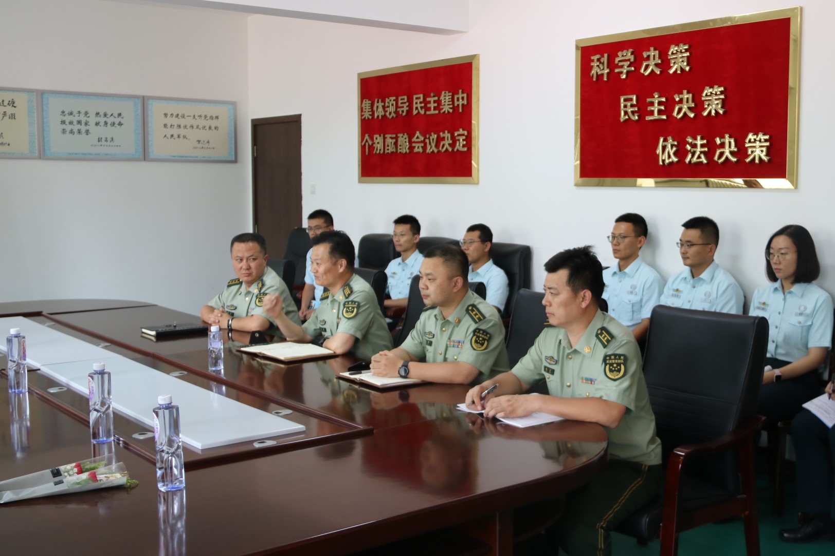 武警指挥学院勤务保障系携手学员三大队共同庆祝第37个教师节