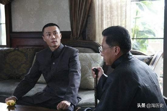 蒋介石向财阀借钱未果，便想出了两个解决办法，财阀们：怕你了