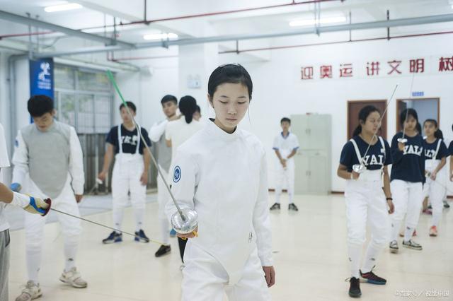 允许染头，玩社团的“雅礼”竟赢过“衡水”，成为了全国高中榜首