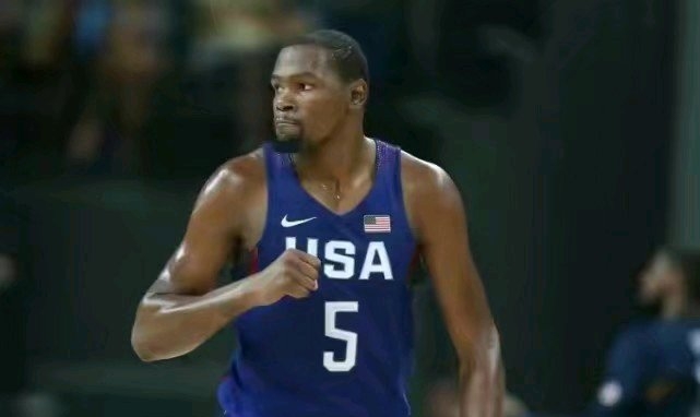 nba防守为什么没有联防(NBA规则离国际蓝联越来越远，导致NBA球员根本无法适应联防)