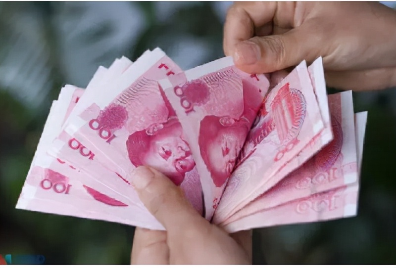 大一学生“寝室标语”火了，辅导员看后气笑，导师：这届都是人才