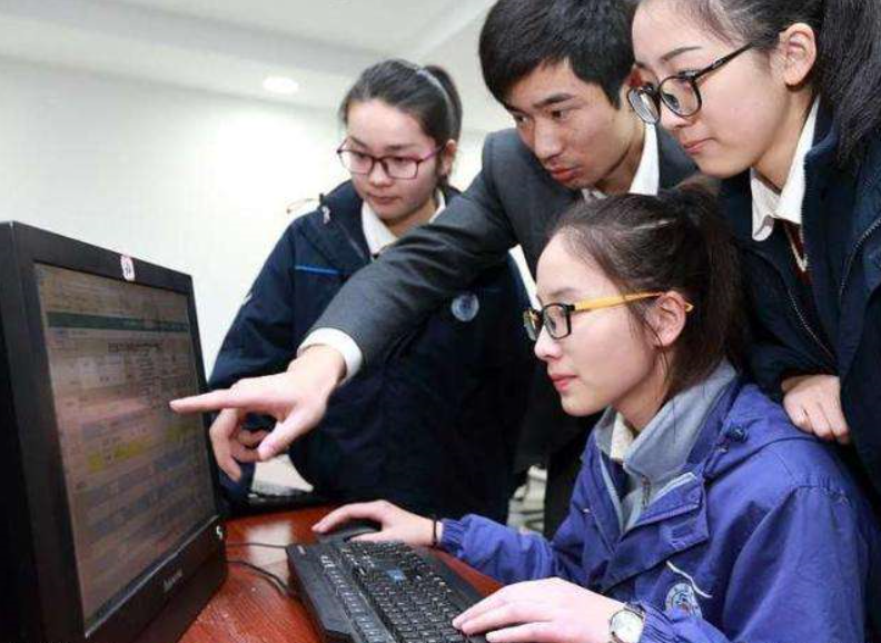 437分被南京大学录取，这位考生捡漏成功，网友却表示担忧