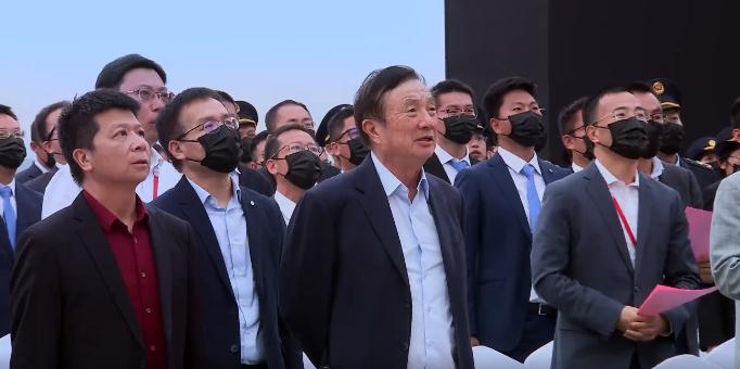 华为集结5大军团，任正非高喊必胜：让任何人都不敢再欺负我们