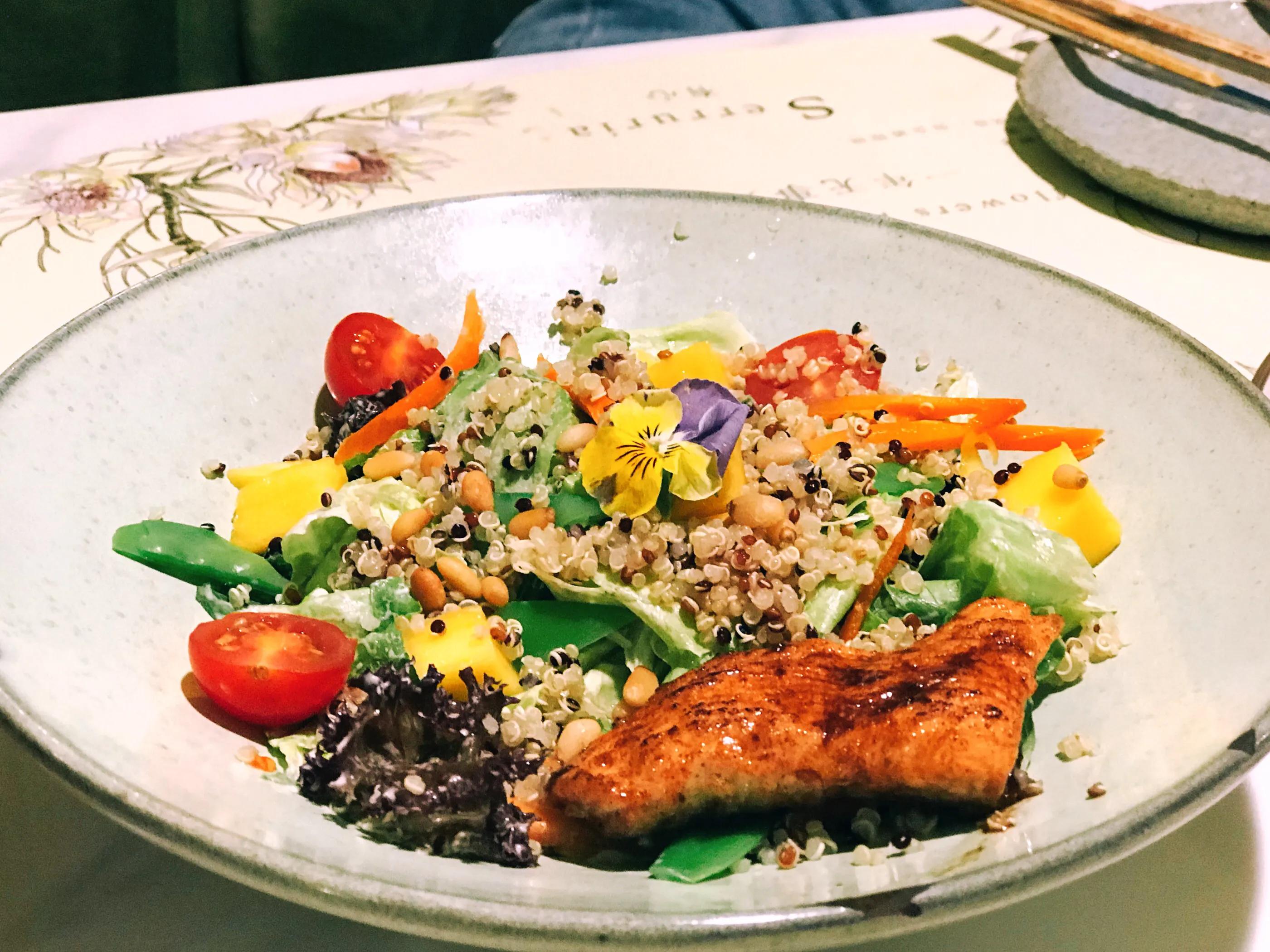 杭州这三家高颜值花园餐厅，你去过几家？