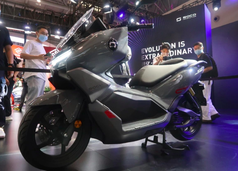速珂新款高速电摩来了，搭载72V100Ah锂电池，可达180公里续航
