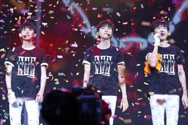 TFBOYS八周年的剪辑合体，为何让四叶草感到如此寒心？
