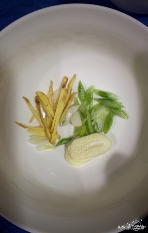 比肉好吃的素菜菜谱，清炒口蘑菇，简单美味营养，10分钟搞定