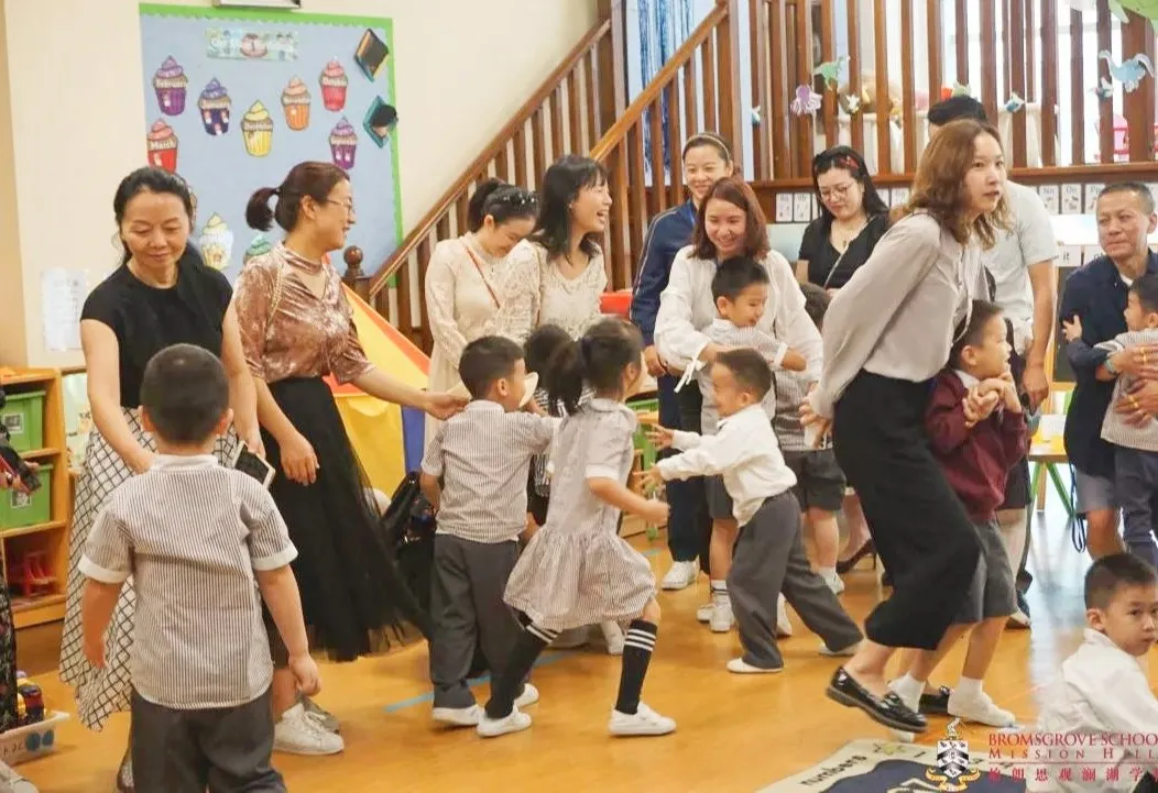 龙华最“神秘”的学校！竟然有550年历史！还是英式教育的典范！