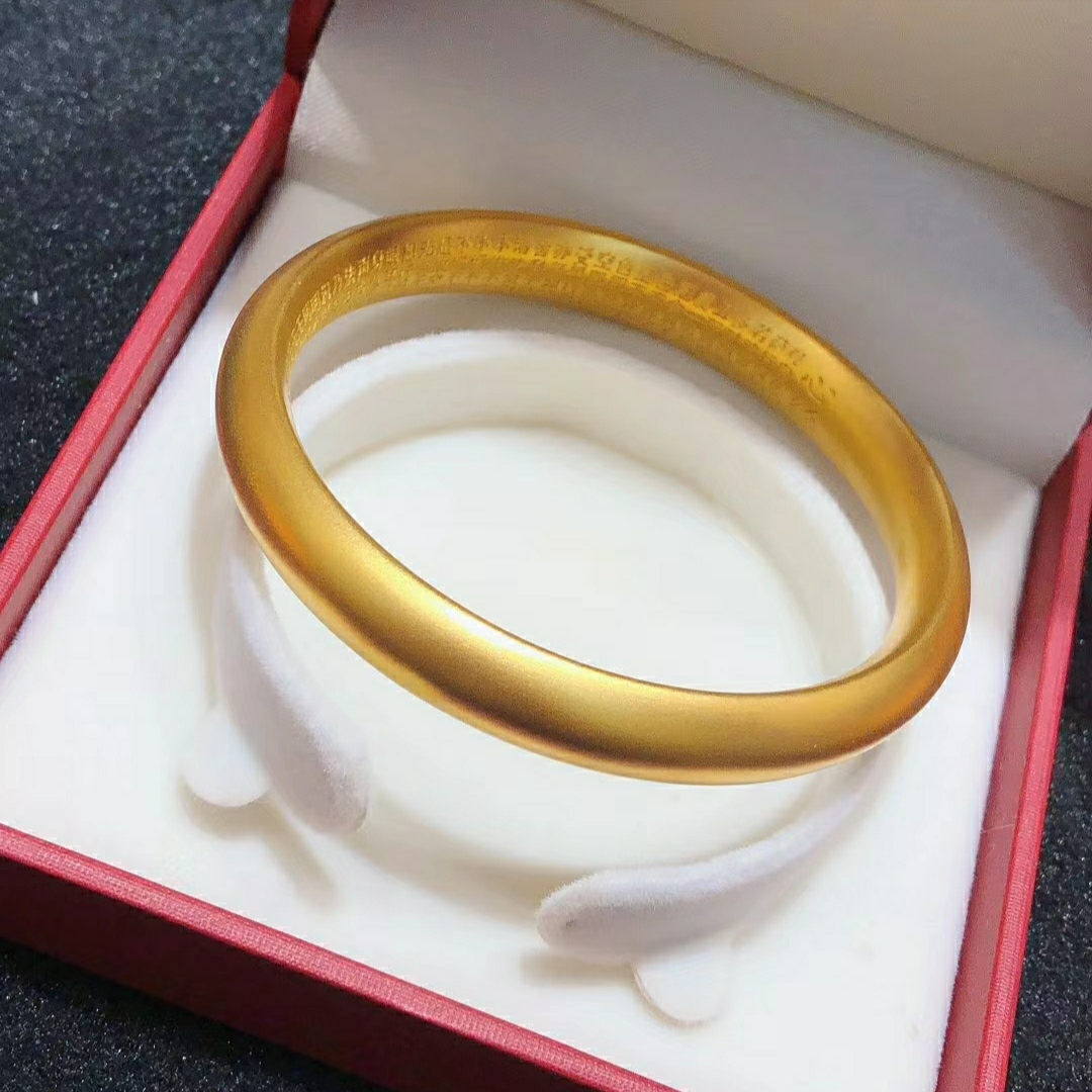 买黄金手镯哪种好(十大经典款式的黄金手镯推荐)