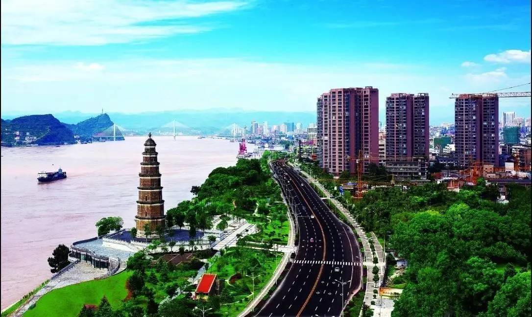 宜昌这4所中学高考成绩6得飞起，同时也很难考进，学渣无缘