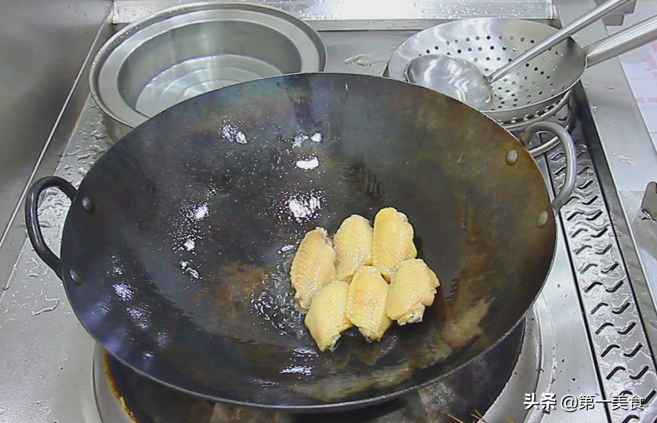 可樂雞翅怎么做,可樂雞翅怎么做?視頻